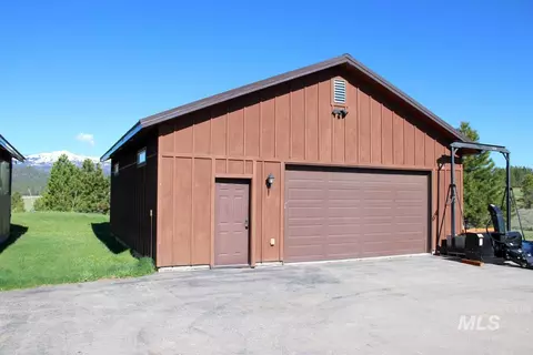 Other - 10307 Emma Loop, Cascade, ID 83611 photo 5 of 12