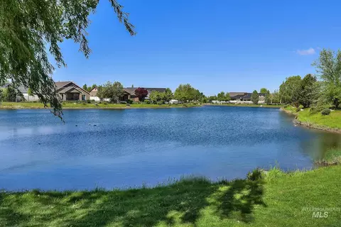 View/Area - 904 N Tullshire Way, Eagle, ID 83616 photo 3 of 3