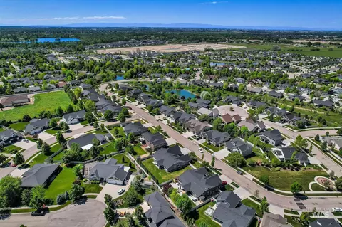 View/Area - 904 N Tullshire Way, Eagle, ID 83616 photo 1 of 3