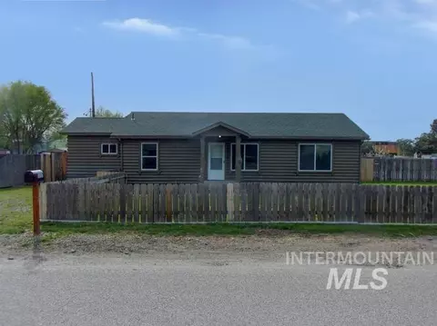 1117 N 11th St, Payette, ID 83661