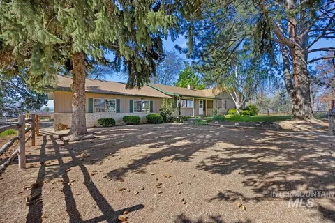 293 E 400 S, Jerome, ID 83338