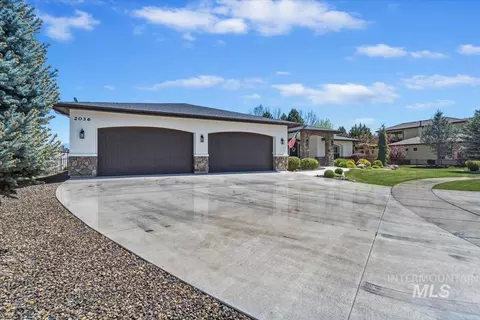 Exterior - 2036 N Bella Strada Way, Eagle, ID 83616 photo 1 of 8