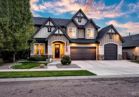 6041 N Mitchum Ave, Meridian, ID 83646