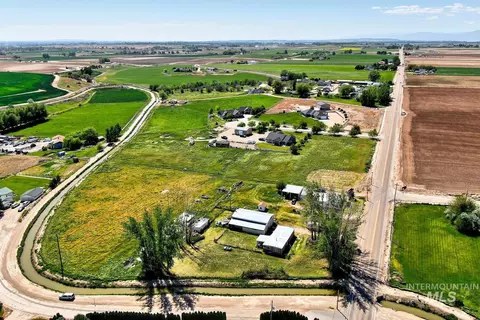 18532 Wagner Rd, Caldwell, ID 83607