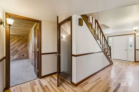 Entry Way - 14906 Eagle Dr, Caldwell, ID 83607 photo 5 of 5
