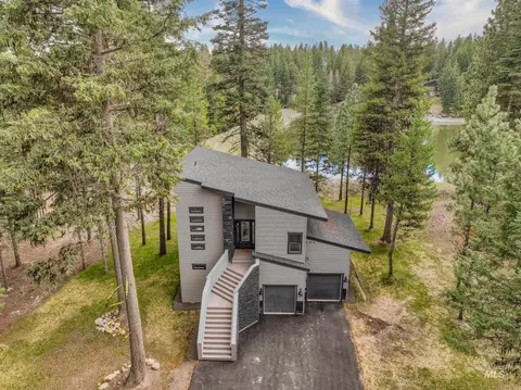 108 Eagle Shrs, Mccall, ID 83638