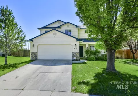 633 W Mulberry Loop, Nampa, ID 83686