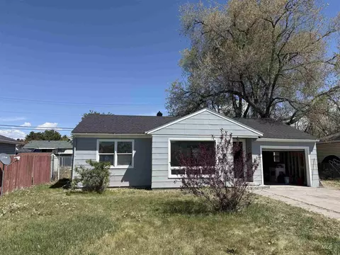 916 Howard, Pocatello, ID 83201