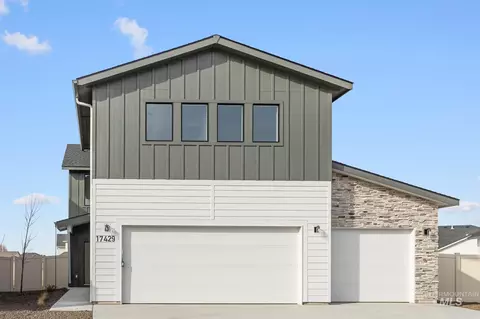 7122 E Kilkenny Ct, Nampa, ID 83687