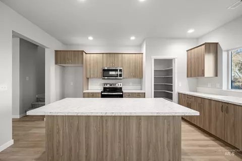 Kitchen - 2519 W Fallon Lp, Nampa, ID 83651 photo 1 of 7