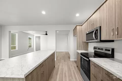 Kitchen - 2519 W Fallon Lp, Nampa, ID 83651 photo 7 of 7