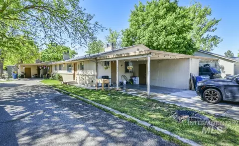 1820 Poplar St, Caldwell, ID 83605