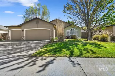531 E Sedgewick St, Meridian, ID 83646