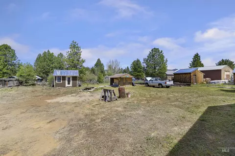 Exterior - 70 E Prairie Rd, Prairie, ID 83647 photo 9 of 10