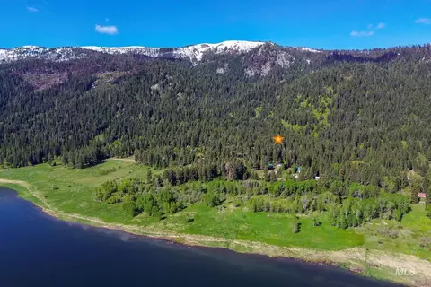 View/Area - 1221 Fox Rd, Cascade, ID 83611 photo 1 of 3
