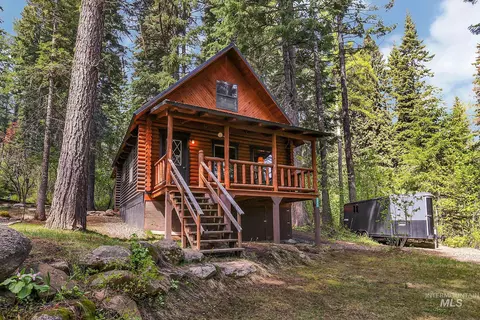 Exterior - 1221 Fox Rd, Cascade, ID 83611 photo 4 of 24