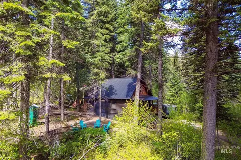 Exterior - 1221 Fox Rd, Cascade, ID 83611 photo 23 of 24