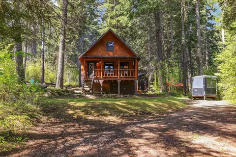 Exterior - 1221 Fox Rd, Cascade, ID 83611 photo 2 of 24