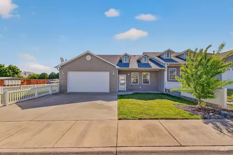 1101 Liberty Cir, Clarkston, WA 99403