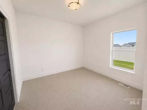 Bedroom - 783 Kamiah Rd, Twin Falls, ID 83301 photo 2 of 2
