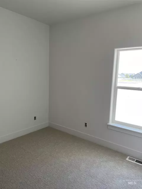 Bedroom - 783 Kamiah Rd, Twin Falls, ID 83301 photo 1 of 2