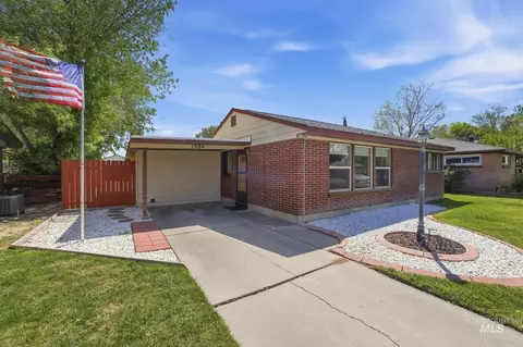 Exterior - 1984 Maple Ave, Twin Falls, ID 83301 photo 2 of 13