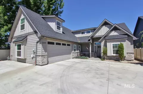 5041 N Pierce Park Ln, Boise, ID 83714