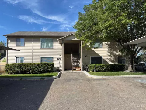 179 4th St N, Nampa, ID 83687