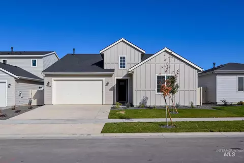 8425 S Wavecrest Way, Kuna, ID 83634