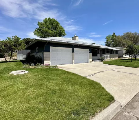 Exterior - 144 Lloyd Ave, Weiser, ID 83672 photo 1 of 7