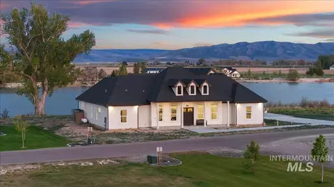 162 S 250 Ln, Rupert, ID 83350