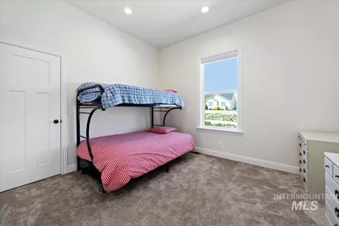 Bedroom - 162 S 250 Ln, Rupert, ID 83350 photo 3 of 4
