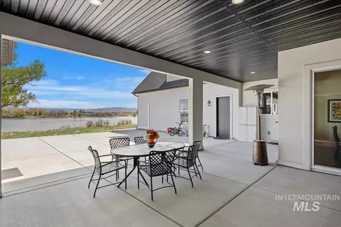 Exterior - 162 S 250 Ln, Rupert, ID 83350 photo 1 of 4