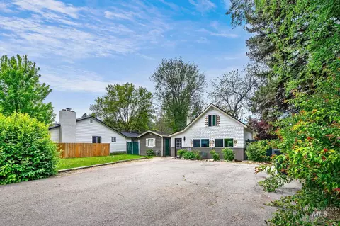 2613 N Woody Dr, Boise, ID 83703