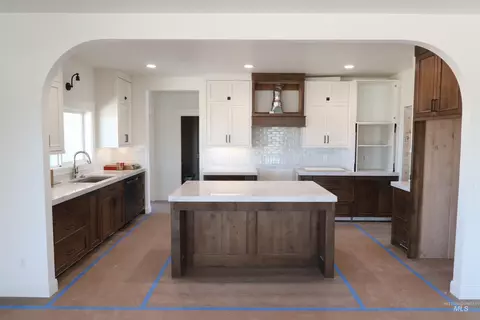 Kitchen - 563 S 80 E, Jerome, ID 83338 photo 1 of 2