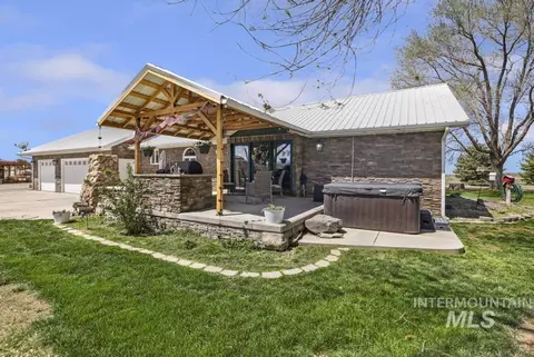 Exterior - 2097 E 2500 N, Twin Falls, ID 83301 photo 2 of 16