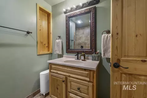 Bath - 2097 E 2500 N, Twin Falls, ID 83301 photo 3 of 3