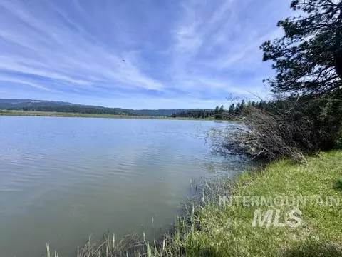 View/Area - 4 Lem Ct, Cascade, ID 83611 photo 1 of 3