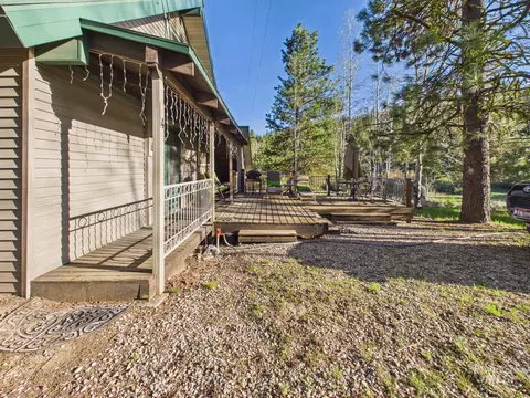 Exterior - 4 Lem Ct, Cascade, ID 83611 photo 9 of 14