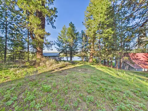 Exterior - 4 Lem Ct, Cascade, ID 83611 photo 8 of 14