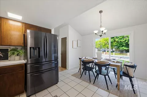 2497 S Almador Way, Boise, ID 83705