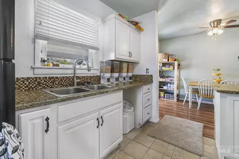 Kitchen - 605 4th Ave E, Twin Falls, ID 83301 photo 3 of 3