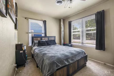 Bedroom - 605 4th Ave E, Twin Falls, ID 83301 photo 1 of 5
