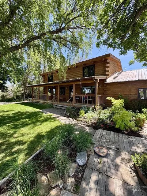 Exterior - 62 Bell Rapids Rd, Hagerman, ID 83332 photo 3 of 8