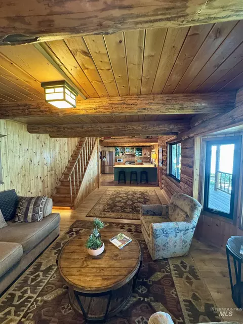 Living - 62 Bell Rapids Rd, Hagerman, ID 83332 photo 4 of 5