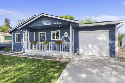 317 W Park Ave, New Plymouth, ID 83655