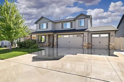 1306 N Warm River Ave, Kuna, ID 83634