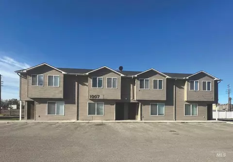 1907 E Railroad St, Nampa, ID 83687