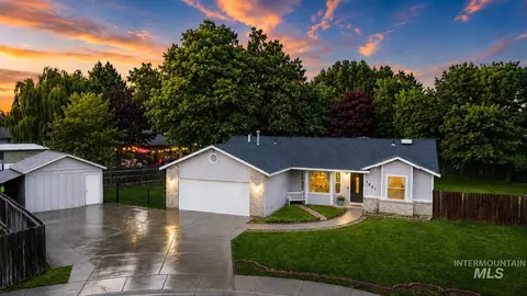 1803 Poplar St, Caldwell, ID 83605