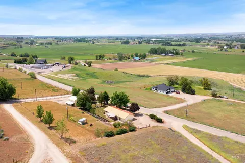 12184 Hill Rd, Payette, ID 83661